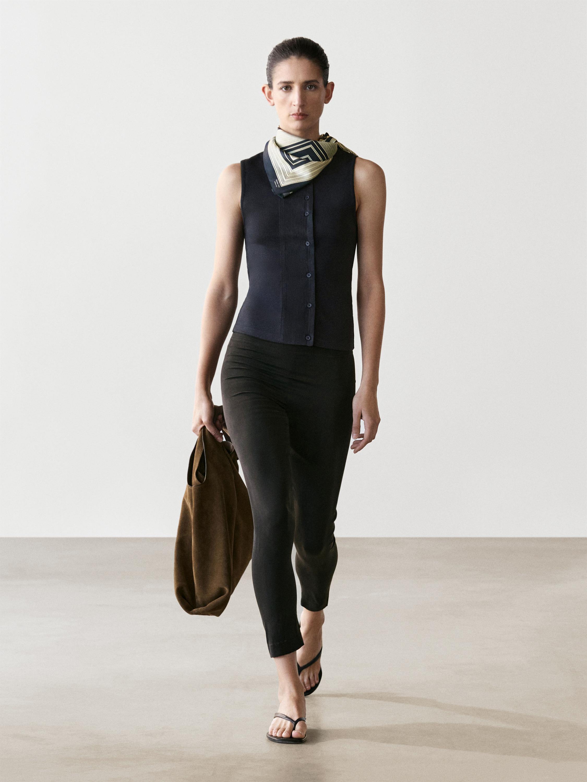 Cotton blend top with placket detail